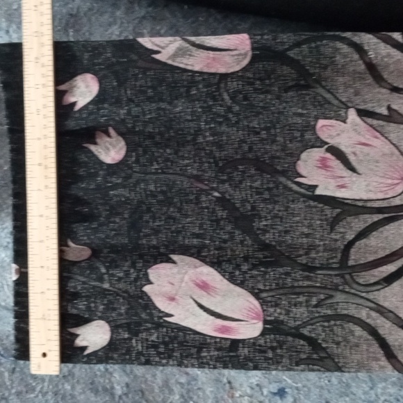 Scarf/wrap - Picture 4 of 9